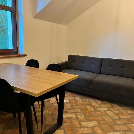 Dwor Gogolewo Nad Warta Bed & Breakfast Ksiaz Wielkopolski ภายนอก รูปภาพ
