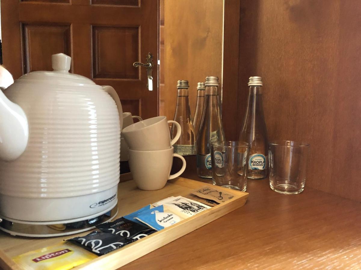 Dwor Gogolewo Nad Warta Bed & Breakfast Ksiaz Wielkopolski ภายนอก รูปภาพ