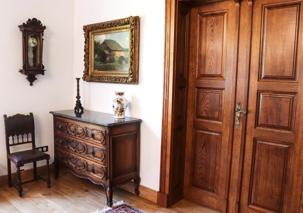 Dwor Gogolewo Nad Warta Bed & Breakfast Ksiaz Wielkopolski ภายนอก รูปภาพ
