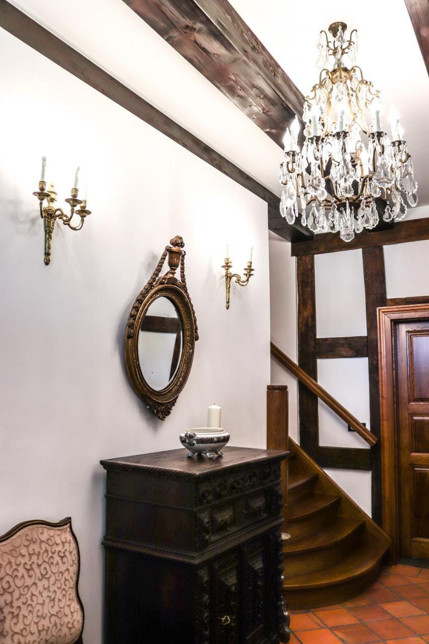 Dwor Gogolewo Nad Warta Bed & Breakfast Ksiaz Wielkopolski ภายนอก รูปภาพ