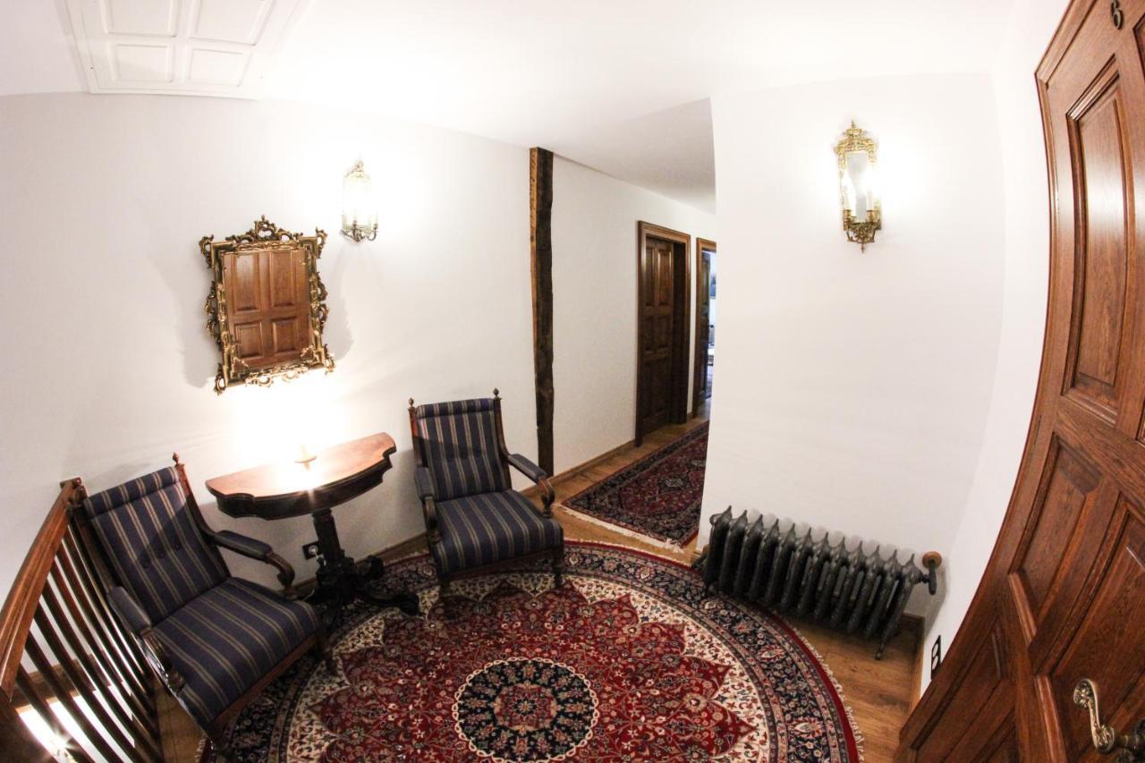 Dwor Gogolewo Nad Warta Bed & Breakfast Ksiaz Wielkopolski ภายนอก รูปภาพ