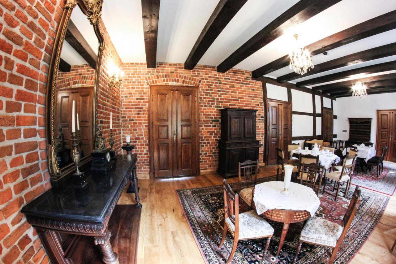 Dwor Gogolewo Nad Warta Bed & Breakfast Ksiaz Wielkopolski ภายนอก รูปภาพ