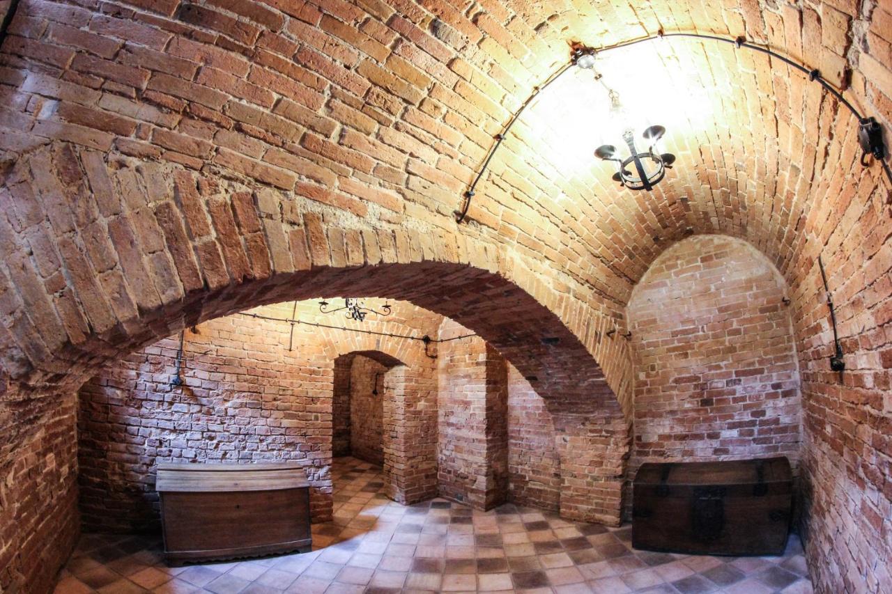 Dwor Gogolewo Nad Warta Bed & Breakfast Ksiaz Wielkopolski ภายนอก รูปภาพ