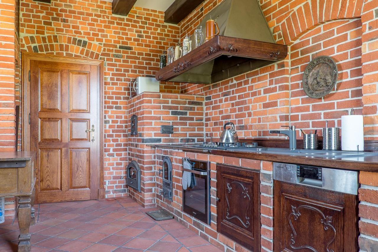 Dwor Gogolewo Nad Warta Bed & Breakfast Ksiaz Wielkopolski ภายนอก รูปภาพ