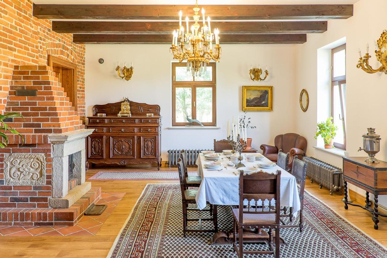 Dwor Gogolewo Nad Warta Bed & Breakfast Ksiaz Wielkopolski ภายนอก รูปภาพ