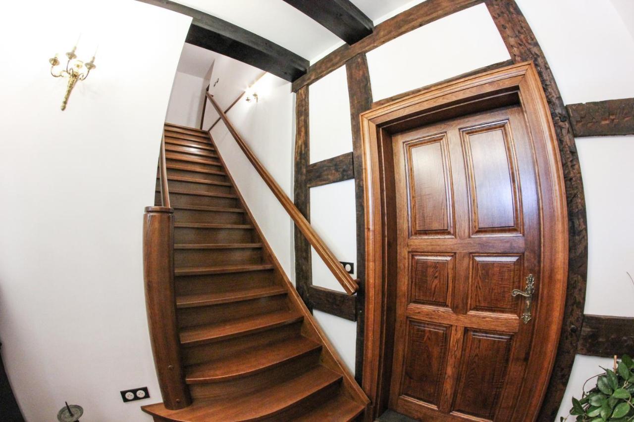 Dwor Gogolewo Nad Warta Bed & Breakfast Ksiaz Wielkopolski ภายนอก รูปภาพ
