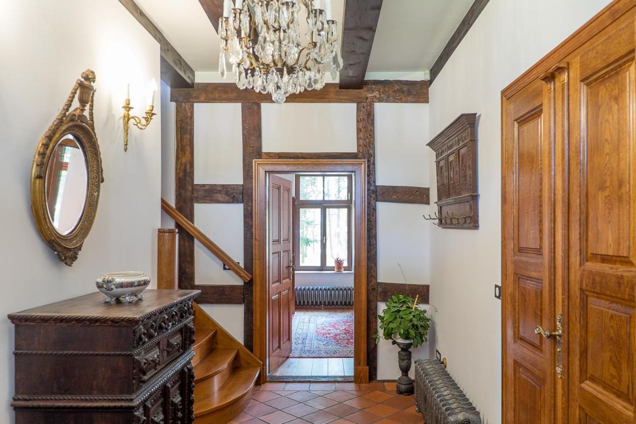 Dwor Gogolewo Nad Warta Bed & Breakfast Ksiaz Wielkopolski ภายนอก รูปภาพ